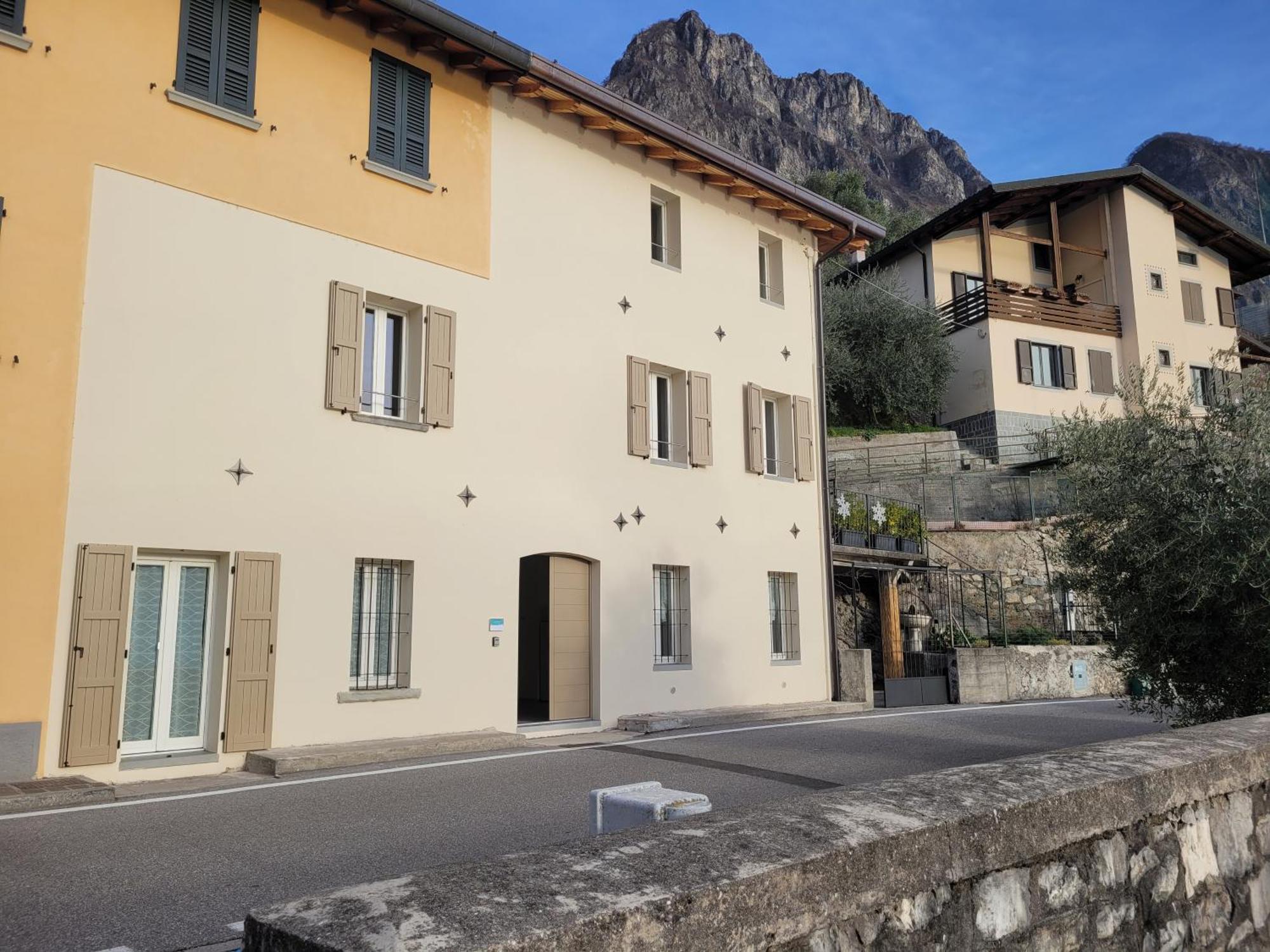 Angelo&Mari Mountain Lake Iseo Hospitality マローネ エクステリア 写真